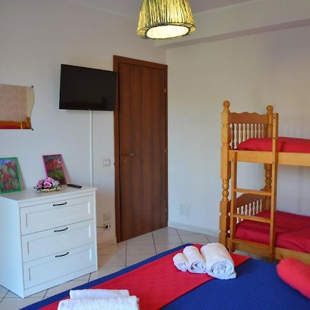 Profumo Di Mare Bed & Breakfast จีอาร์ดีนี นักซอส ภายนอก รูปภาพ