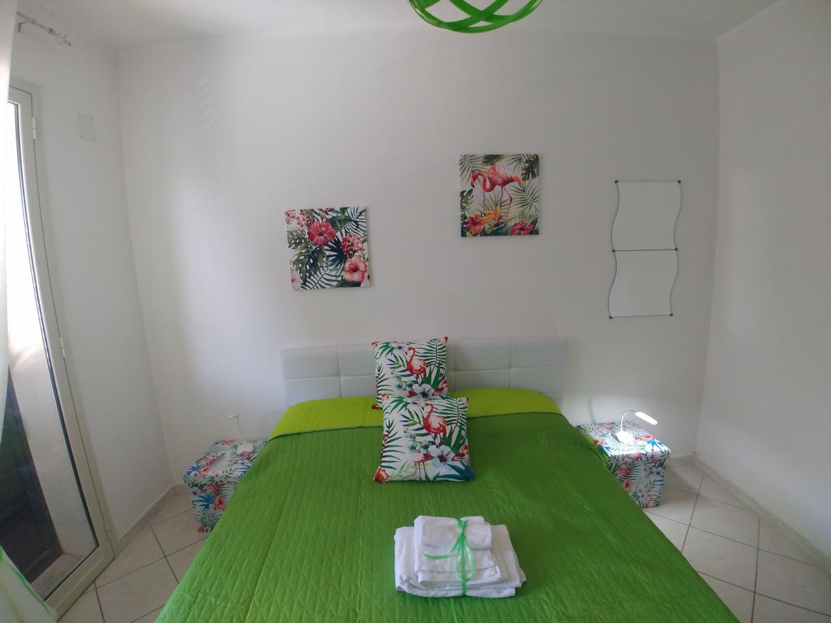 Profumo Di Mare Bed & Breakfast จีอาร์ดีนี นักซอส ภายนอก รูปภาพ