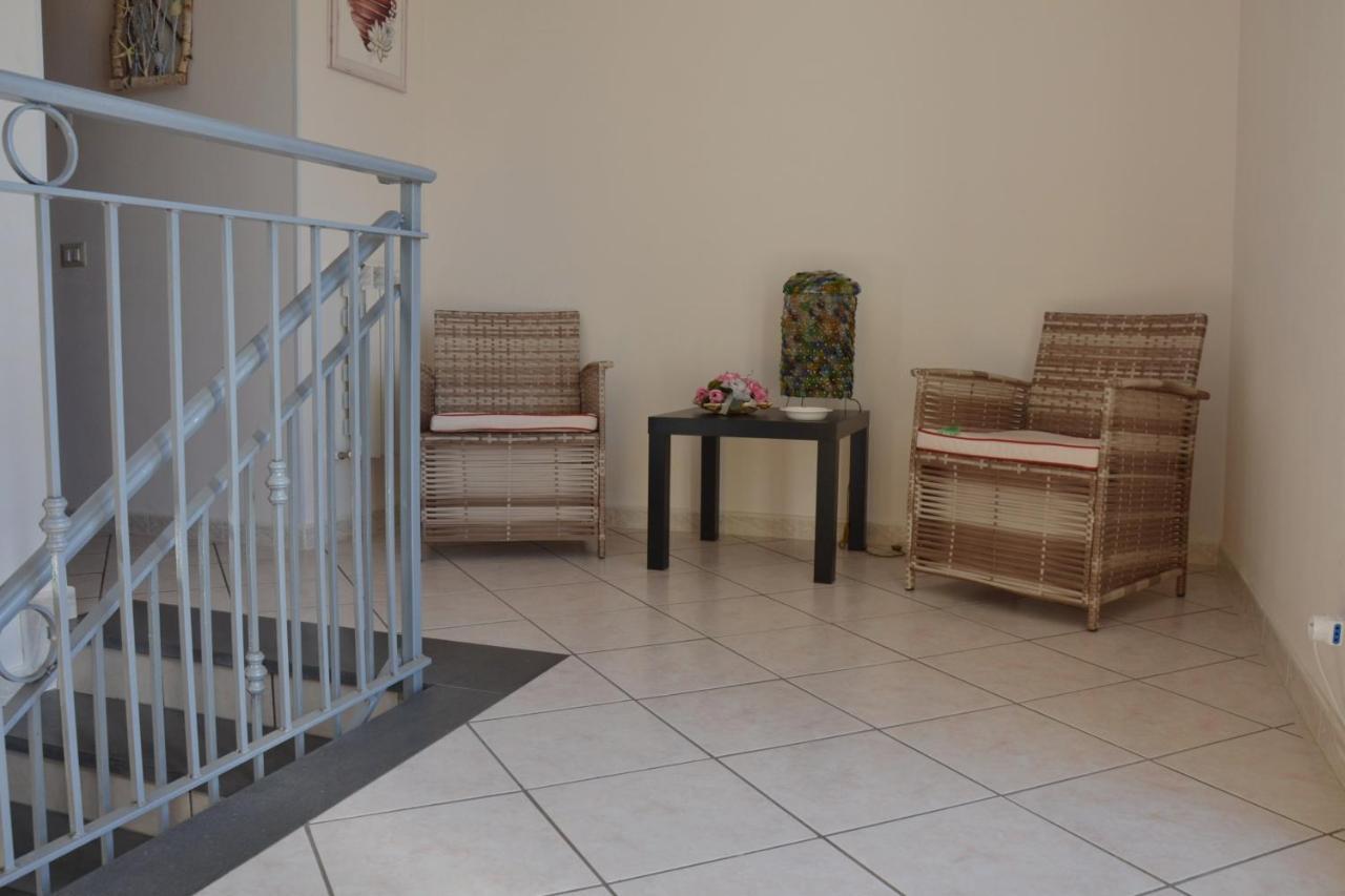 Profumo Di Mare Bed & Breakfast จีอาร์ดีนี นักซอส ภายนอก รูปภาพ