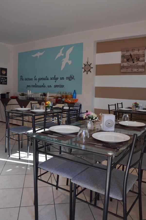 Profumo Di Mare Bed & Breakfast จีอาร์ดีนี นักซอส ภายนอก รูปภาพ