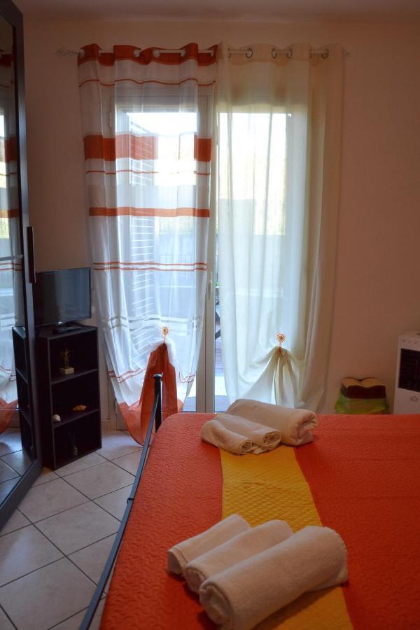 Profumo Di Mare Bed & Breakfast จีอาร์ดีนี นักซอส ภายนอก รูปภาพ