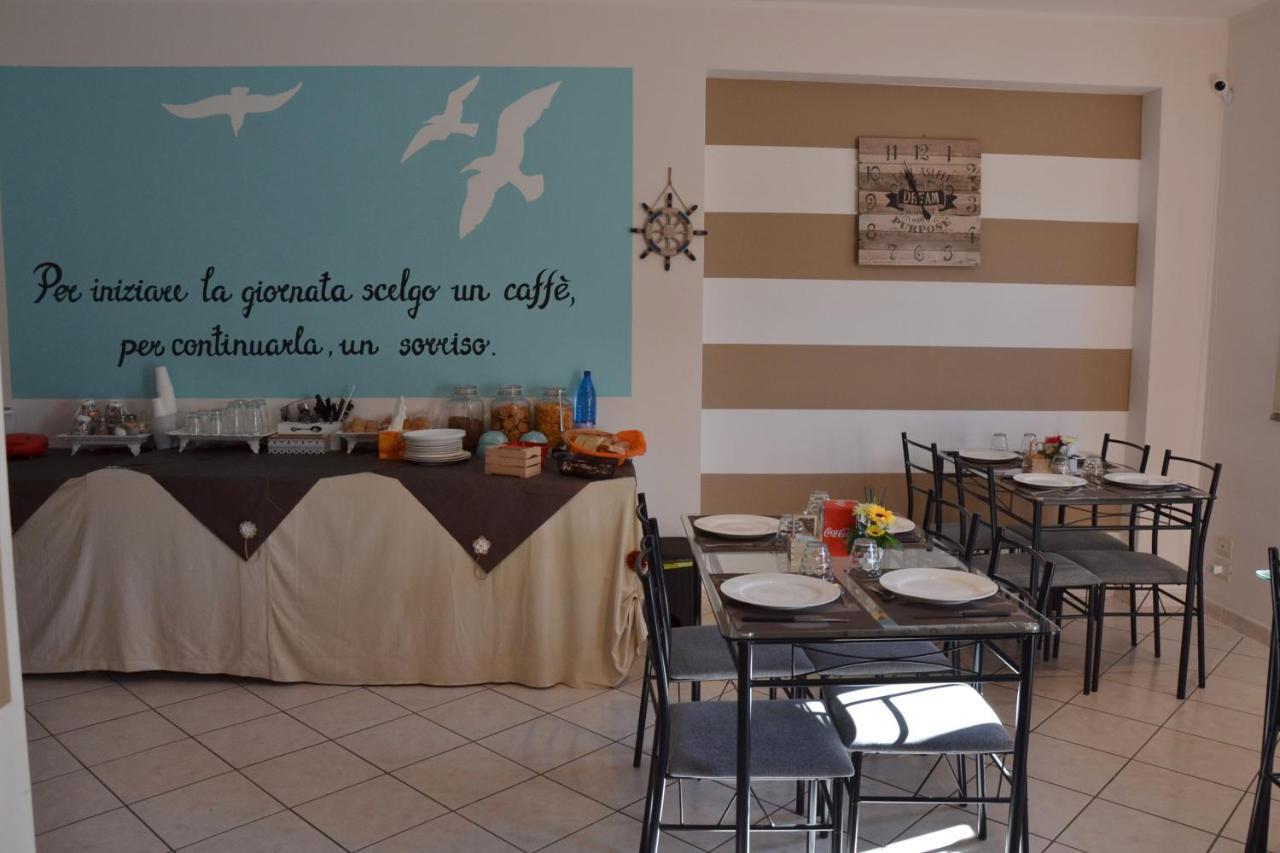 Profumo Di Mare Bed & Breakfast จีอาร์ดีนี นักซอส ภายนอก รูปภาพ