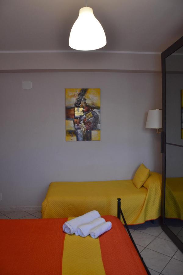 Profumo Di Mare Bed & Breakfast จีอาร์ดีนี นักซอส ภายนอก รูปภาพ