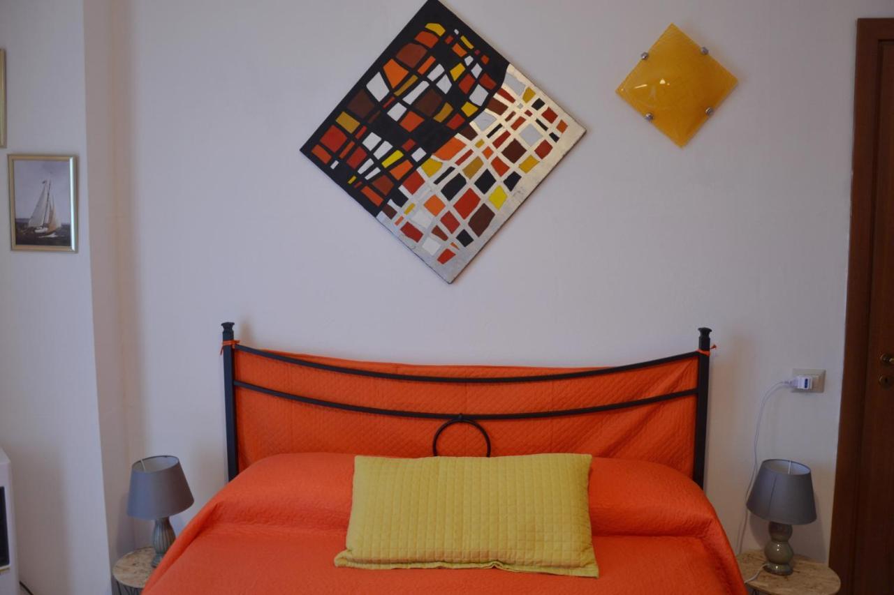 Profumo Di Mare Bed & Breakfast จีอาร์ดีนี นักซอส ภายนอก รูปภาพ
