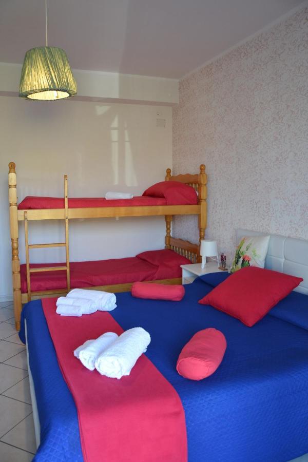 Profumo Di Mare Bed & Breakfast จีอาร์ดีนี นักซอส ภายนอก รูปภาพ